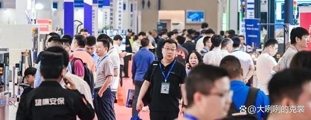 热潮来袭丨第六届全球半导体产业与电子技术(重庆)博览会启幕!